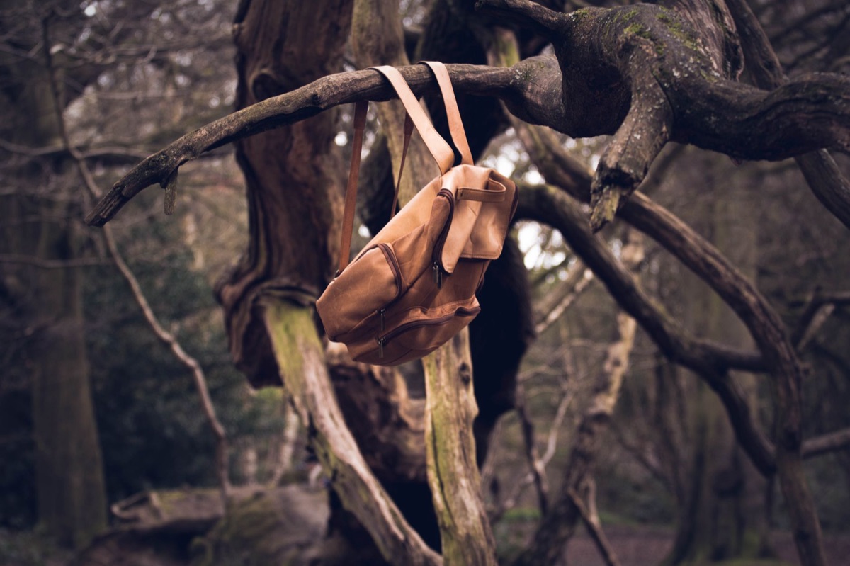 Ein praktischer Lederrucksack und eine Umhängetasche für den Alltag.