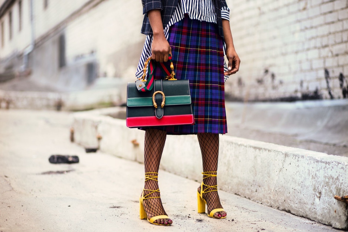 Bolsa Lady Dior com detalhe de padrão cannage clássico.