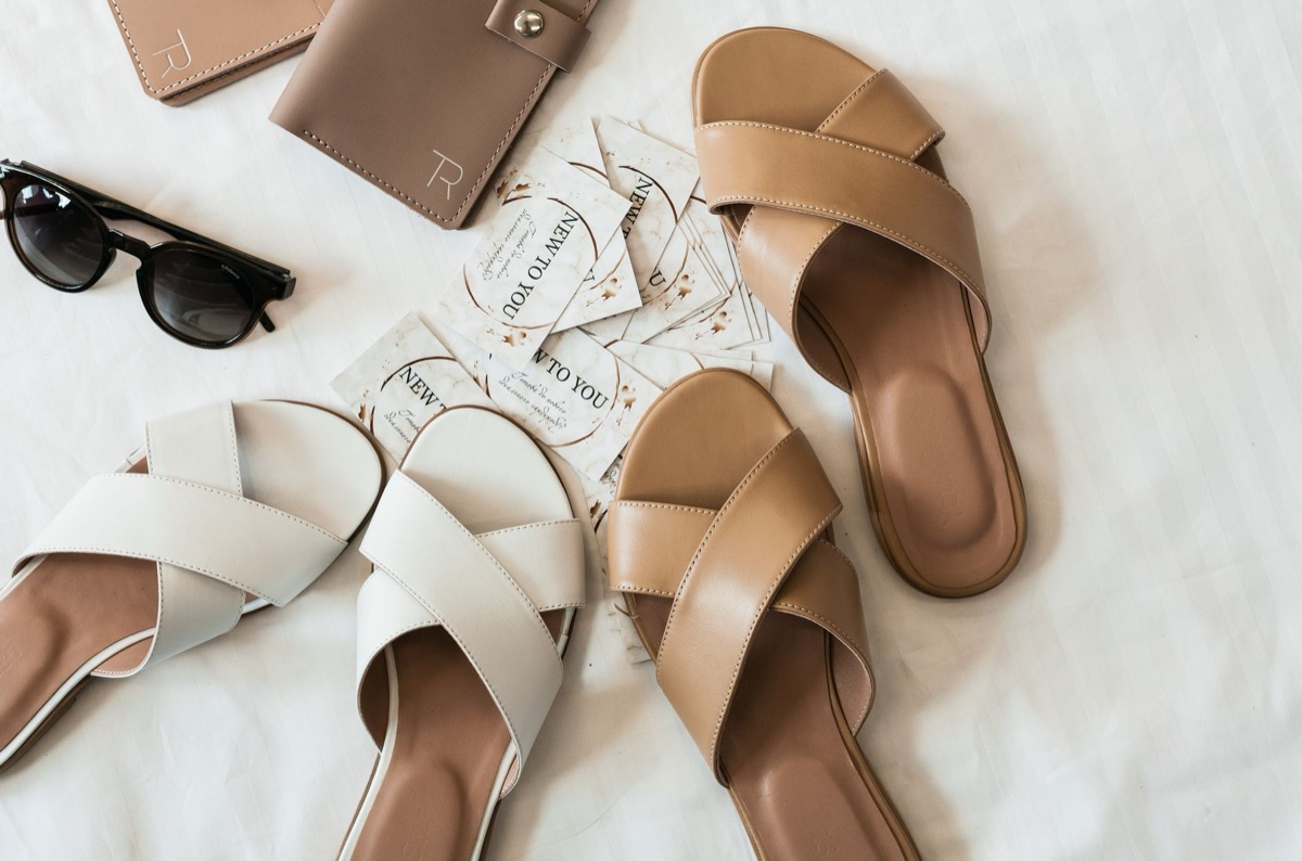 Accessoires voor eenvoudige outfit