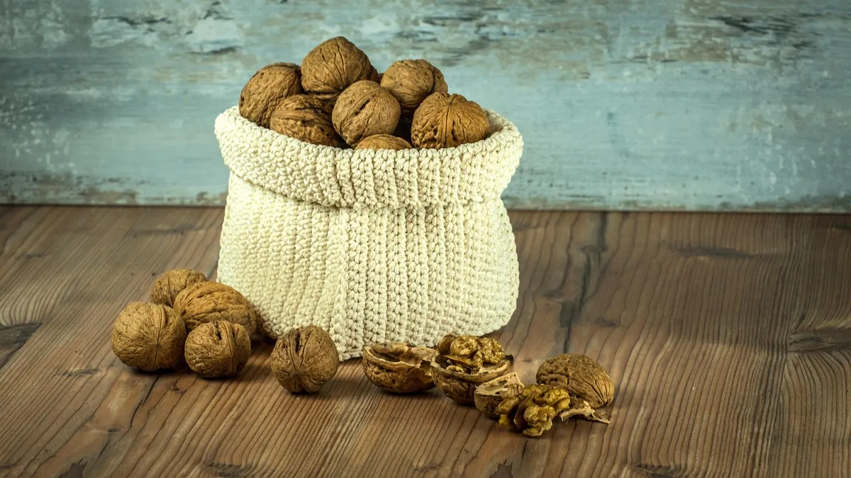 walnuts, nuts, bag, nutshell, food, snack, produce, organic, natural, healthy, shell, walnuts, walnuts, walnuts, walnuts, walnuts, nuts, nuts, nuts, nuts, nuts,