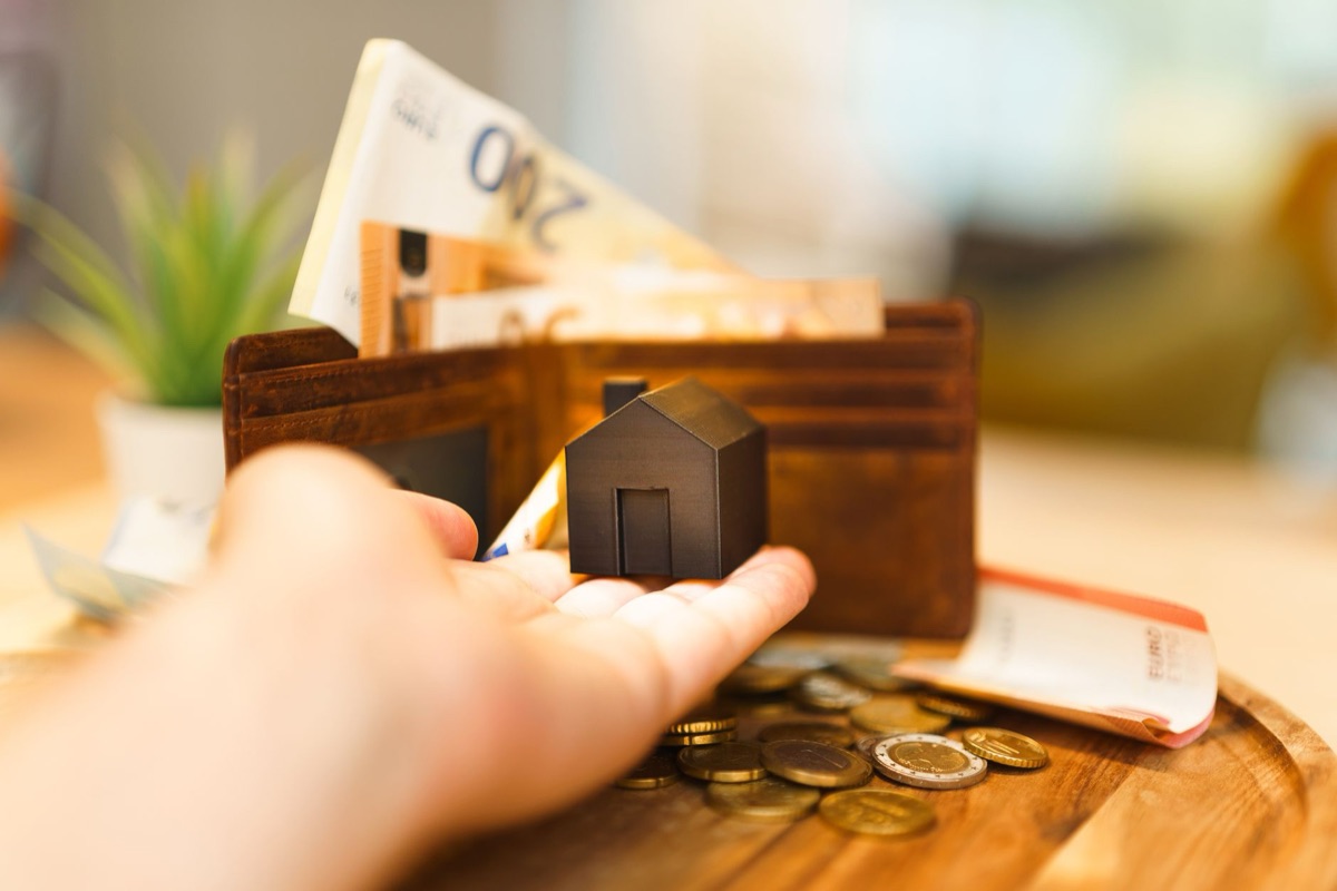 Restwaarde luxe tas: Beste tips voor slimme investeringen